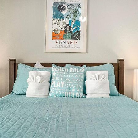 Beachy Bungalow! 2Bd, King Bed ガルベストン エクステリア 写真
